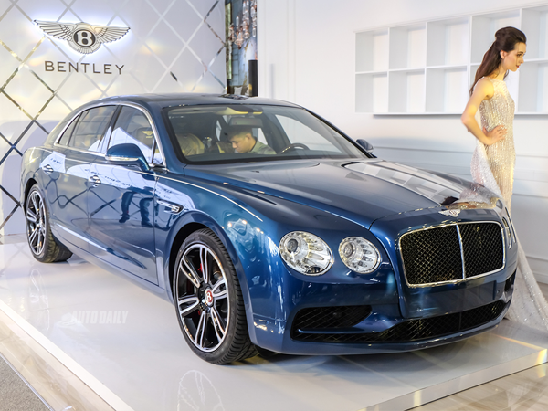 Bentley Flying Spur V8 S đầu tiên về Việt Nam - xe chính hãng giá hơn 16 tỷ đồng - 1