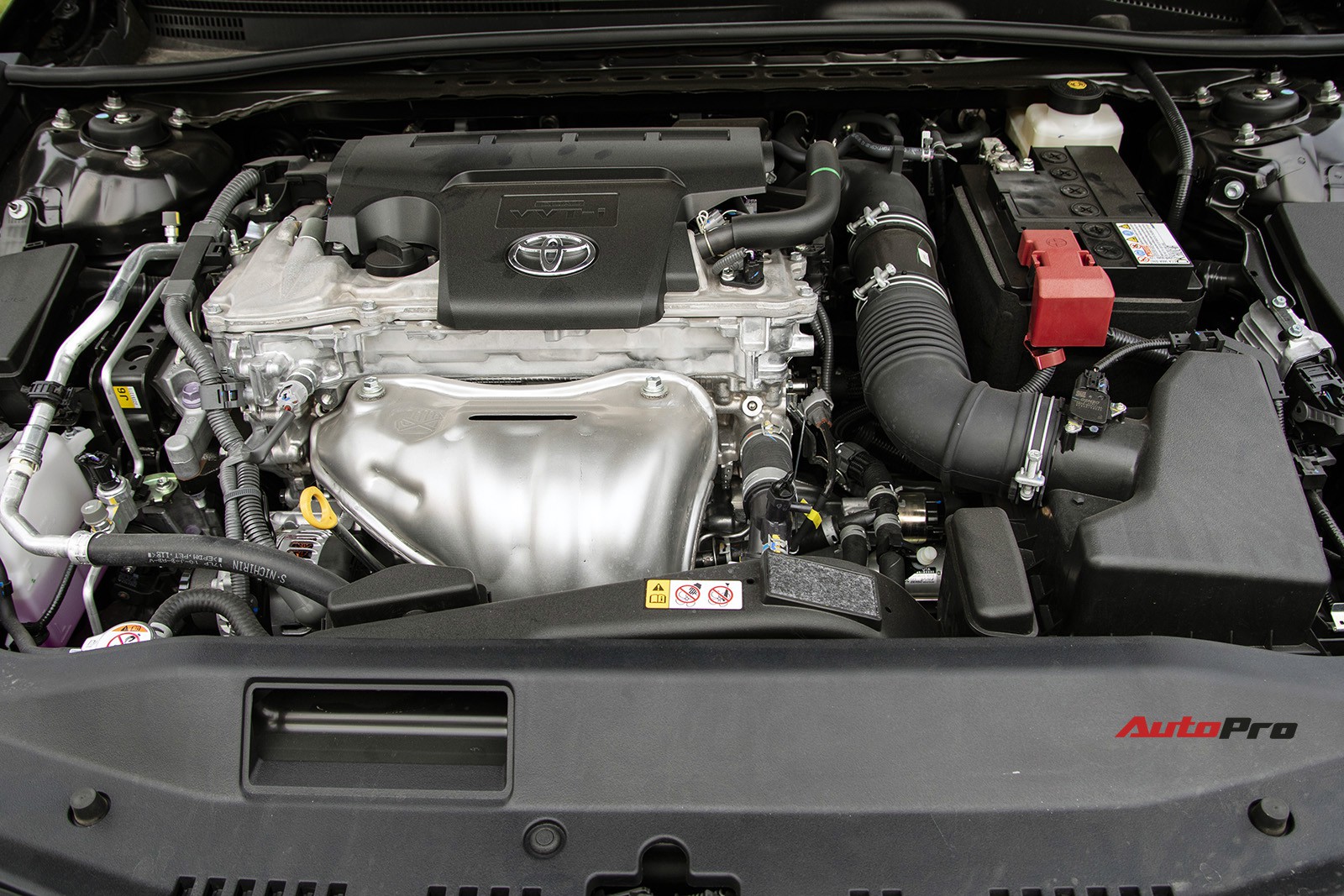 Đánh giá Toyota Camry 2019: Đối thủ của Mazda6 và Honda Accord 7